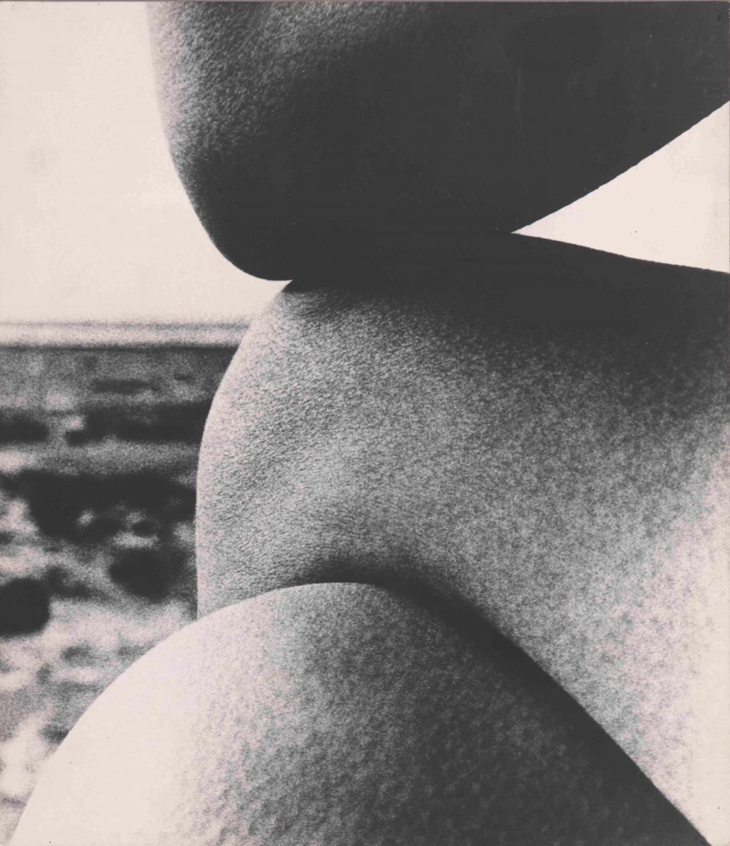 Bill Brandt, Nude, East Sussex Coast. Gelatin silver print, 1960 Bill Brandt Archive, London, © Bill Brandt / Bill Brandt Archive Ltd. Photograph by Richard Caspole